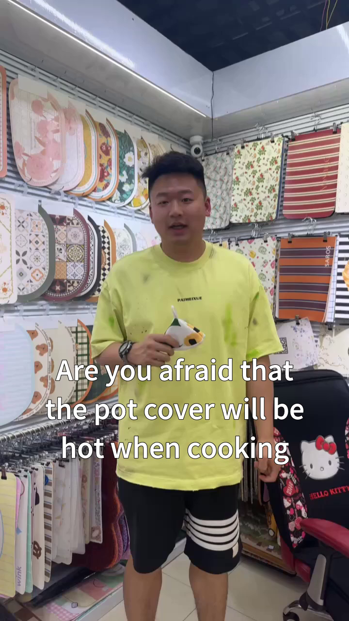 Our anti scald pot cap mat keeps you safe and comfortable while cooking with excellent heat insulation
