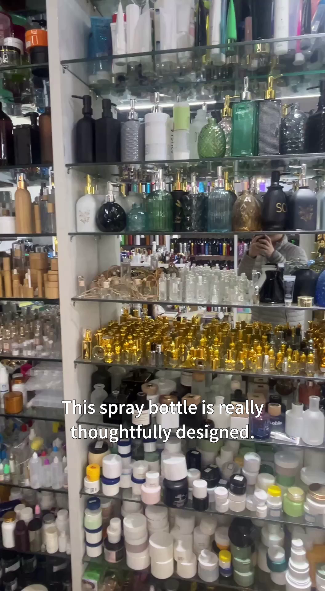 Lightweight durable plastic and premium aluminum spray bottles for all needs